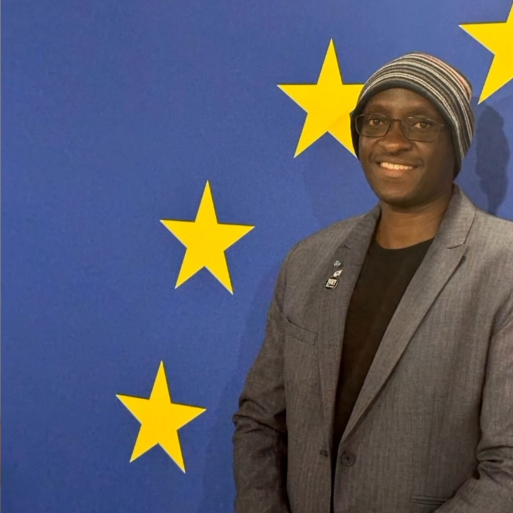 Oliver Mhuriro
